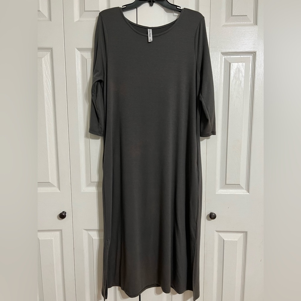 Zenana Premium Charcoal Grey Swing Midi Dress w/ Pockets XL - Picture 2 of 8